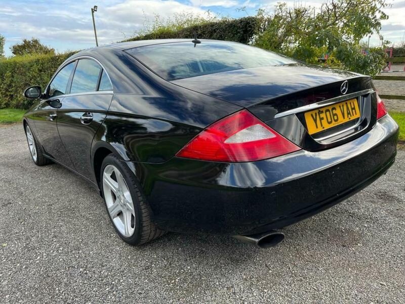 MERCEDES-BENZ CLS