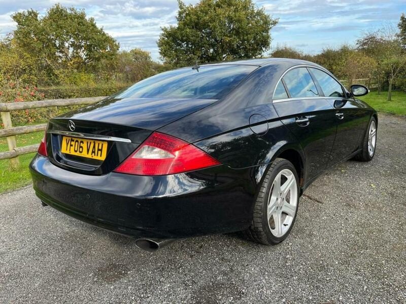MERCEDES-BENZ CLS