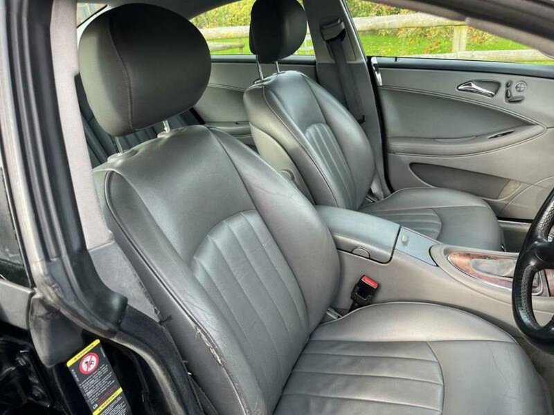 MERCEDES-BENZ CLS