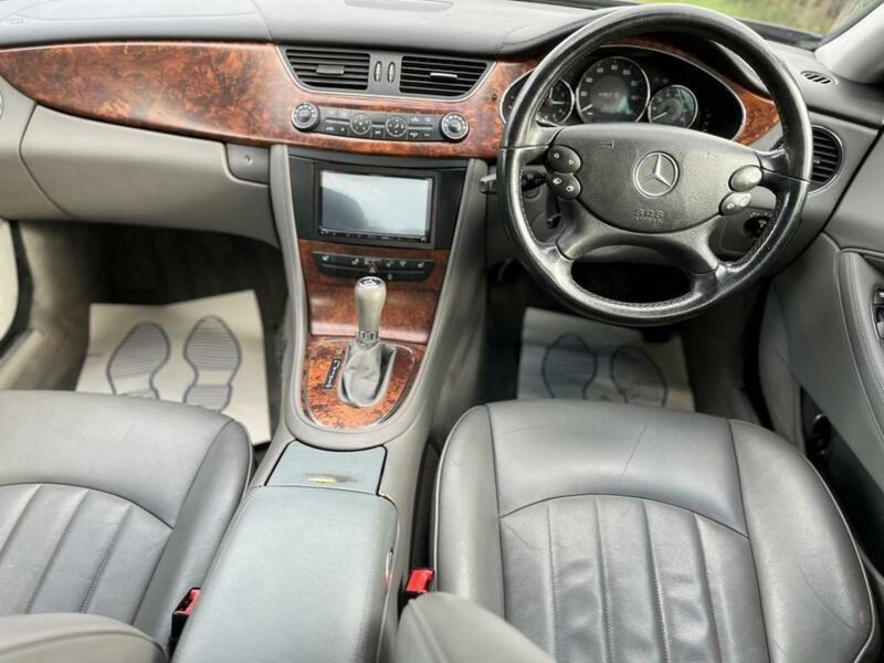 MERCEDES-BENZ CLS