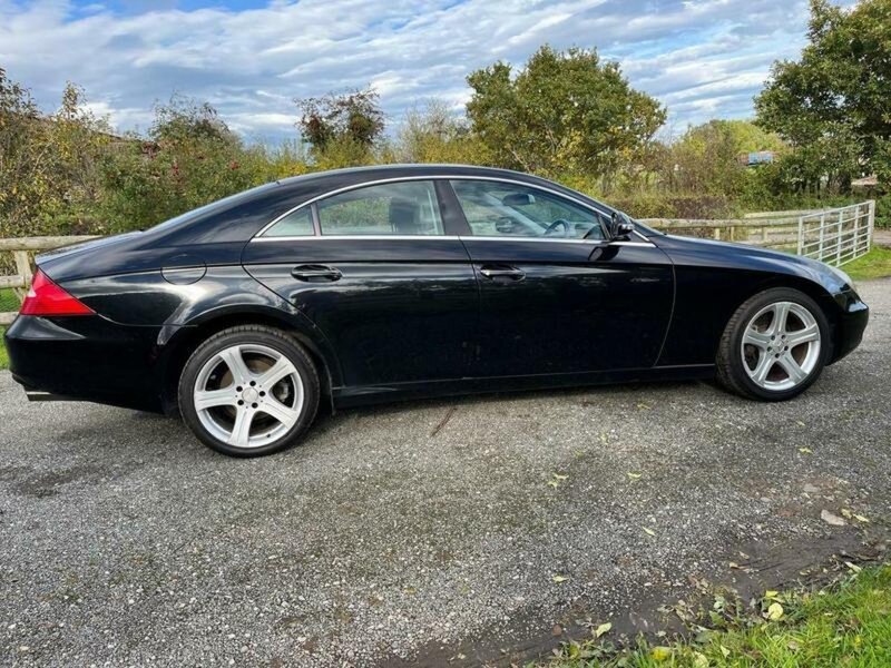 MERCEDES-BENZ CLS