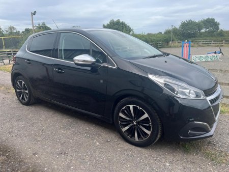 PEUGEOT 208 1.2 PureTech Tech Edition Euro 6 (s/s) 5dr