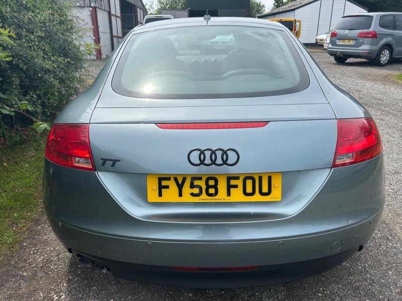 AUDI TT