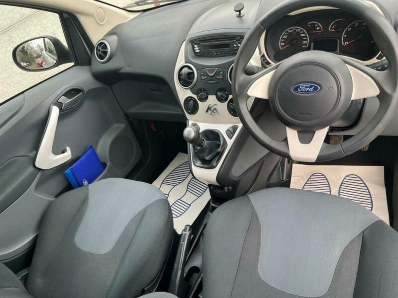 FORD KA