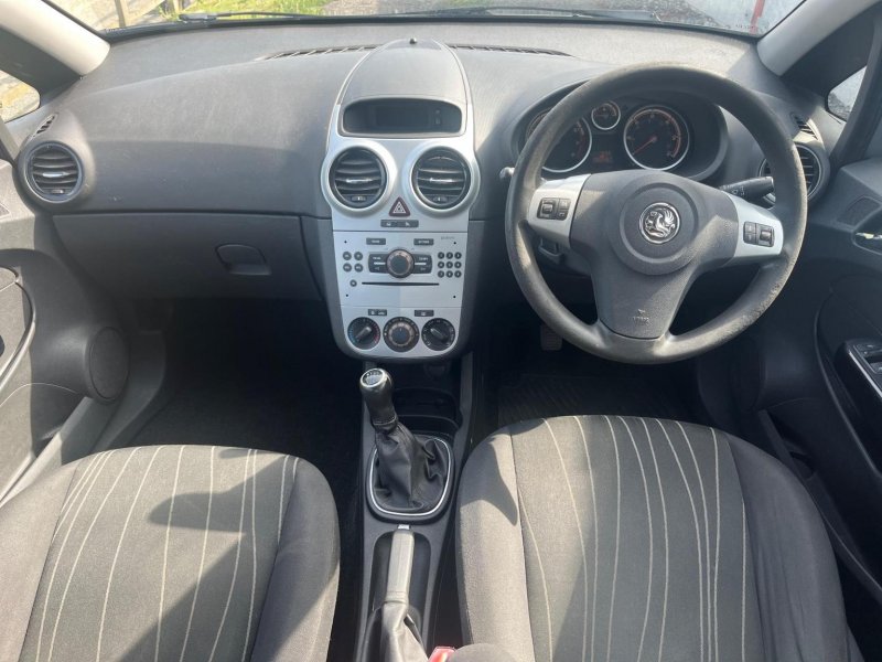 VAUXHALL CORSA