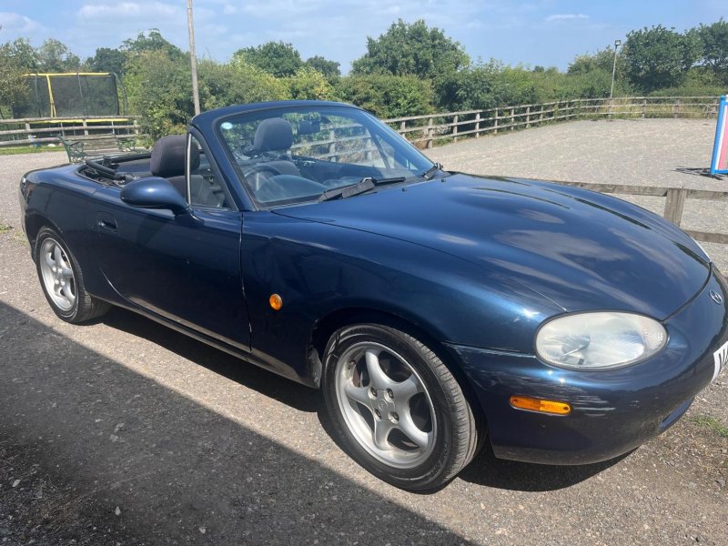 MAZDA MX-5