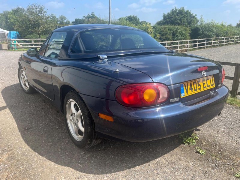 MAZDA MX-5